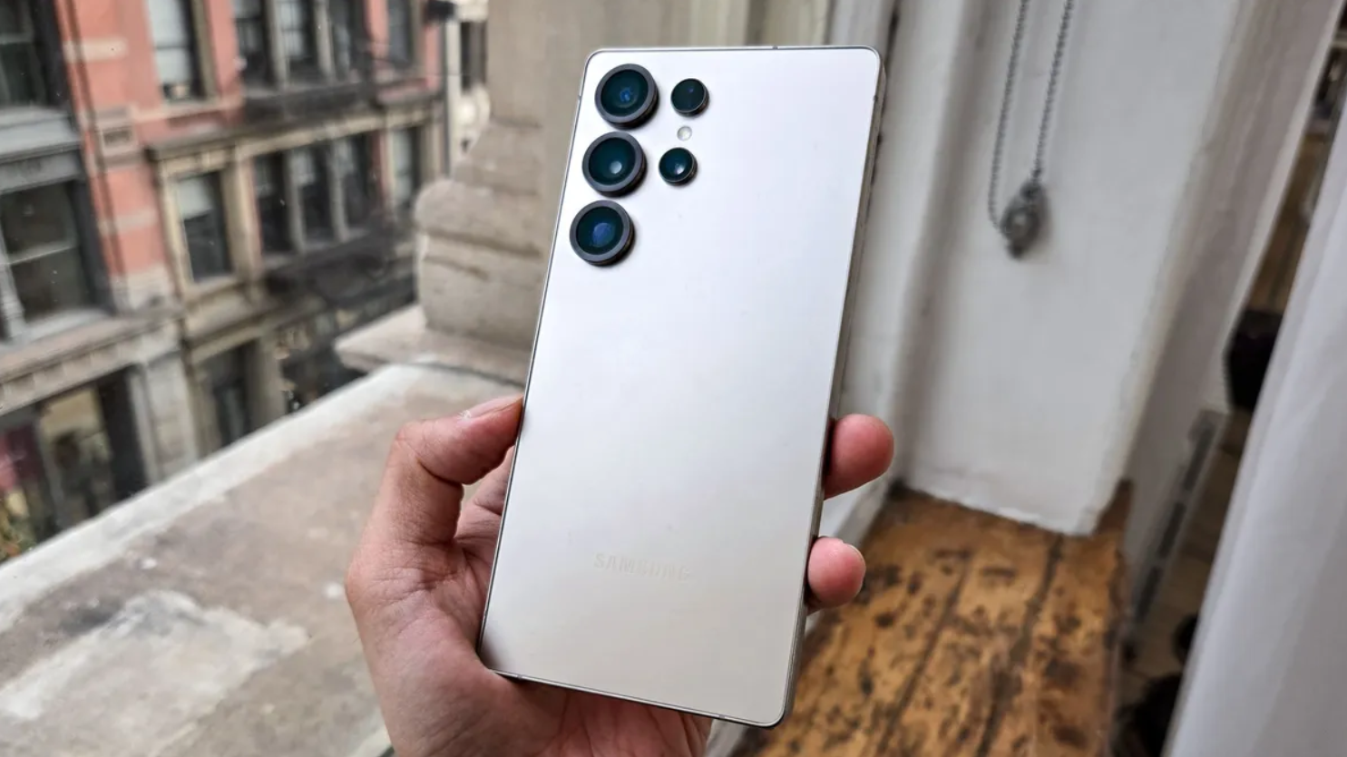 Top-6-smartphone-Samsung-nen-so-huu-vao-nam-nay